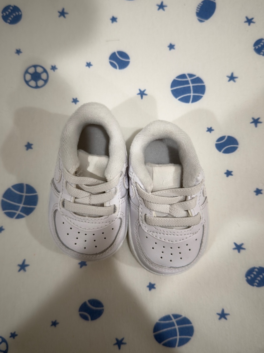 Nike Toddler White Lace-Up Sneakers